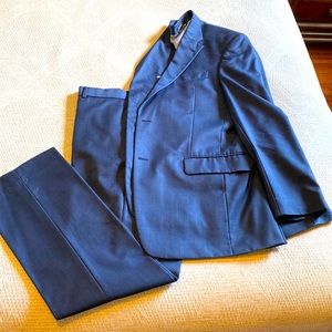 Men’s Tommy Hilfiger navy suit